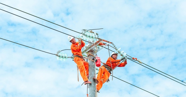 EVNCPC tăng cường các giải pháp đảm bảo cấp điện mùa nắng nóng