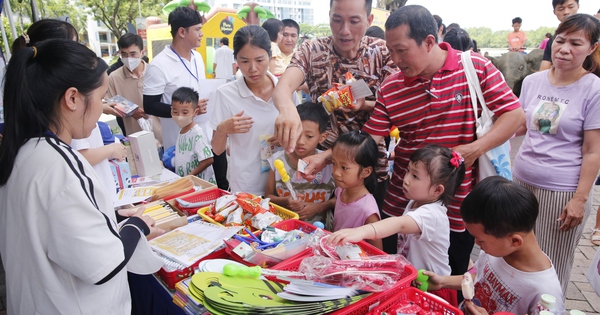 Hơn 15.000 phần quà dành tặng thiếu nhi tham gia Ngày hội Phú Mỹ Hưng hướng về trẻ em 2026