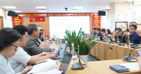 Một siêu thị tại TPHCM tung chương trình bán rẻ hơn chợ đầu mối 5-6% nếu khách đạt chuẩn này