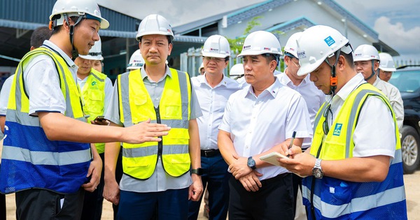 Đề nghị gỡ vướng mặt bằng, vật liệu để tăng tốc thi công cao tốc TPHCM - Trung Lương - Mỹ Thuận