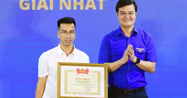 Trao giải Cuộc thi sáng tác tranh về Đại hội Đoàn toàn quốc lần thứ XIII