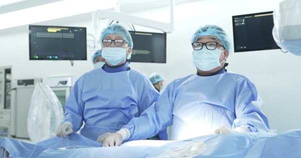 Bệnh nhân vừa được can thiệp cầm máu lại đột quỵ cấp