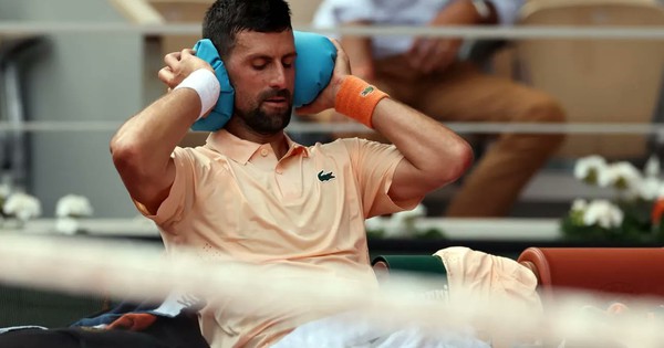 Djokovic thua ngược tài năng trẻ Brazil ở vòng 3