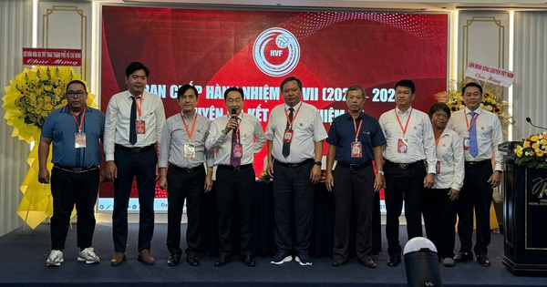 Bóng chuyền TPHCM trăn trở mục tiêu ngày trở lại