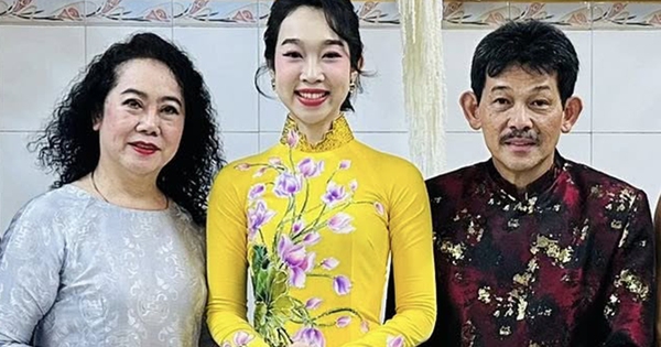 NSƯT nhạc sĩ Võ Thanh Liêm, Minh Ngọc, Ánh Ngọc - 21 năm thắp sáng mùa Phật đản bằng tiếng hát