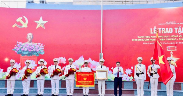 Một đội thuộc Công an TPHCM nhận danh hiệu Anh hùng Lực lượng vũ trang nhân dân