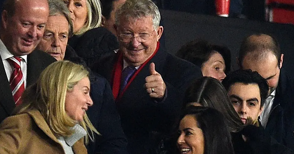 Sir Alex Ferguson nhập viện trước đại chiến Man United – Liverpool