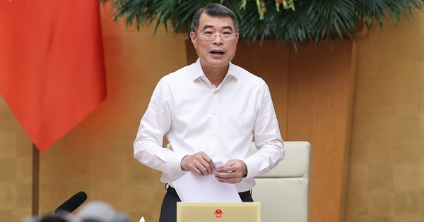 Thủ tướng Lê Minh Hưng: Tiếp tục cải cách thủ tục hành chính, cắt giảm điều kiện kinh doanh