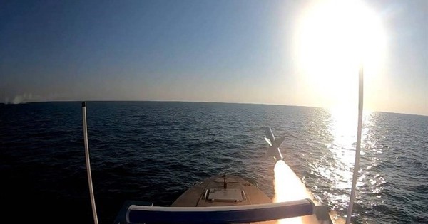 Chiến sự Trung Đông ngày 5-5: Hàn Quốc cân nhắc chiến dịch Hormuz, Iran nói Mỹ "cảnh giác"