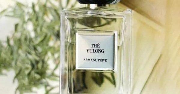 Top 8 nước hoa Giorgio Armani cho nữ thơm lâu và được yêu thích nhất