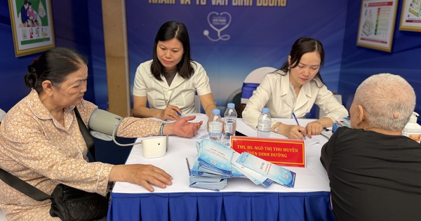 Chính thức triển khai khám sức khỏe miễn phí toàn dân