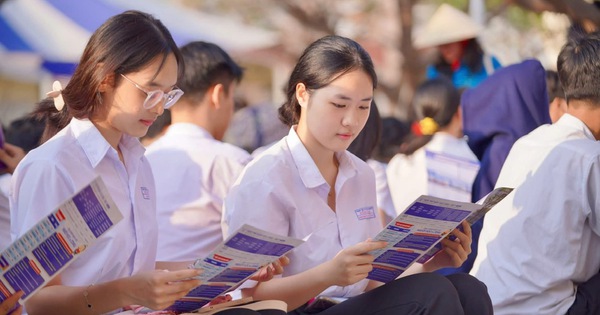 Thi tốt nghiệp THPT 2026: Lịch sử, địa lý được chọn nhiều nhất