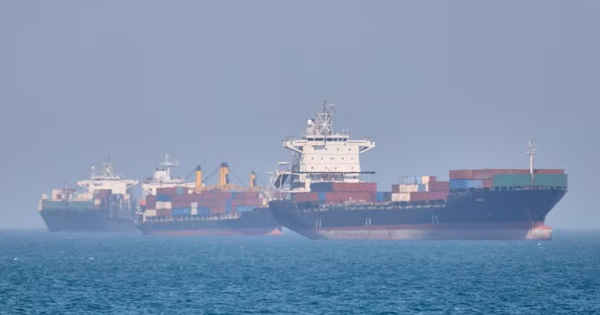 Chiến sự Trung Đông ngày 6-5: Pháp xác nhận tàu bị tấn công ở Hormuz, tuyên bố đáng lo từ Israel