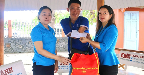 Thăm hỏi, động viên công nhân ở Cần Thơ bị tai nạn lao động