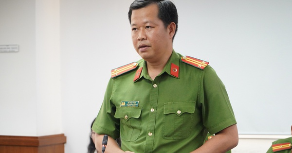 TPHCM quyết tâm dẹp loạn vỉa hè nhưng không triệt tiêu sinh kế người dân
