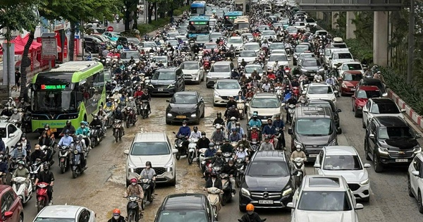 Vùng phát thải thấp ở Hà Nội: Người dân đi lại ra sao?