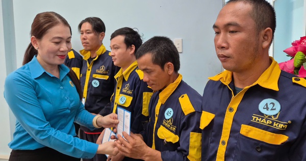 Chăm lo thực chất cho đoàn viên - lao động