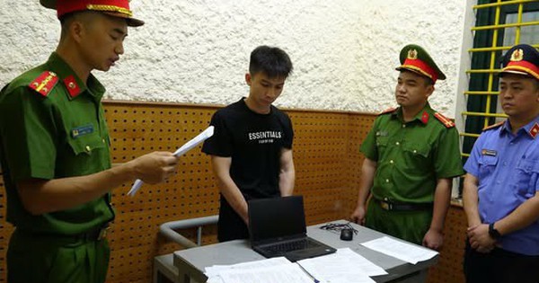 Người đàn ông tự xưng kiến trúc sư, chủ doanh nghiệp gây náo loạn khu chợ
