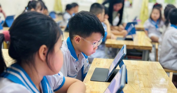 Trường tiểu học tổ chức “lớp học thông minh”, thu hơn 10 triệu đồng/phụ huynh
