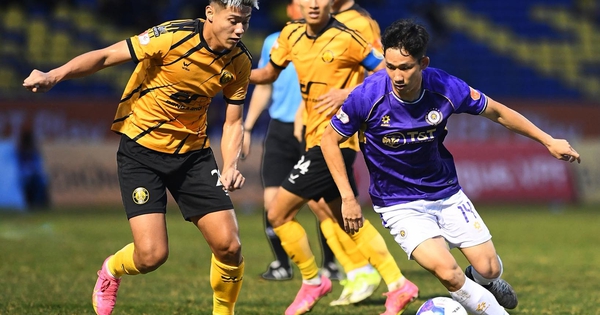 V-League: Hà Nội FC sẩy chân trước Thanh Hoá, bật khỏi Top 3