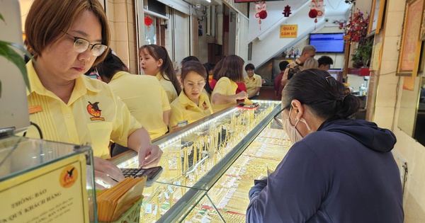 Sáng 9-5, giá vàng miếng SJC, vàng nhẫn cao nhất trong 1 tuần