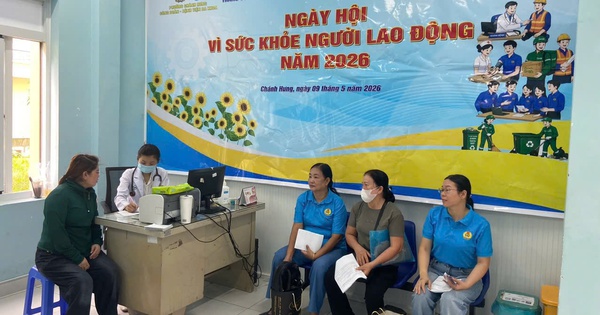 Chăm sóc sức khỏe, tặng quà, tạo sân chơi cho người lao động trong Tháng Công nhân