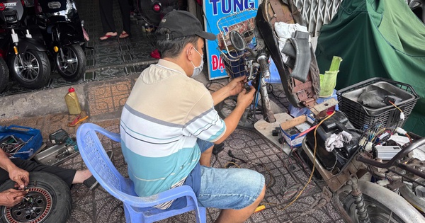 "Phù phép" xe đạp điện thành xe máy điện
