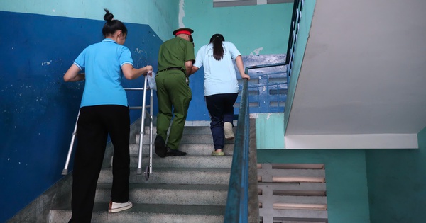 Những khoảnh khắc đẹp trong ngày thi lớp 10 ở TPHCM
