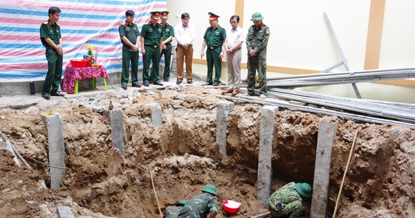 Thi công công trình ở bệnh viện, phát hiện 4 hài c