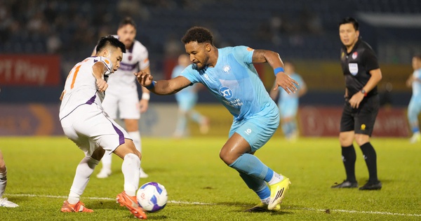 V-League và những gam màu đối lập: Muốn mạnh phải bền