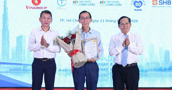BÁO NGƯỜI LAO ĐỘNG TRAO GIẢI BA CUỘC THI VIẾT: Cuộc "đối tho