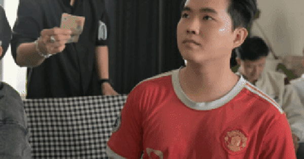 VIDEO: Công an dựng cảnh phá án cá độ bóng đá trước thêm World Cup