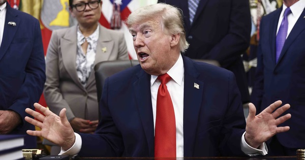 Ông Donald Trump lại hủy tấn công Iran, tuyên bố thỏa thuận 