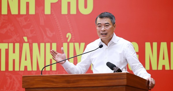 Thủ tướng Lê Minh Hưng làm việc với Ban Thường vụ Thành ủy Đồng Nai