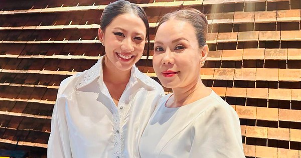 Nghệ sĩ Việt Hương vui mừng trước hành trình nối nghiệp của Catherine T. Nguyen