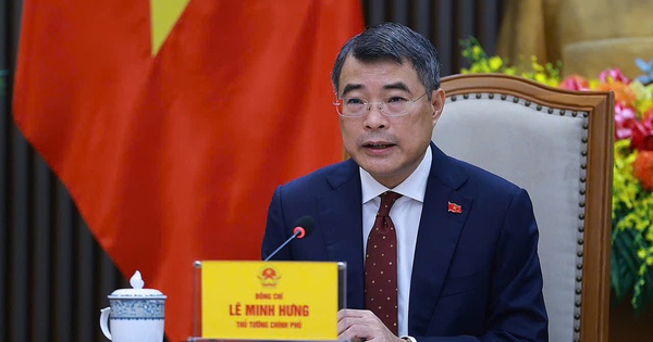 Thủ tướng Lê Minh Hưng điện đàm với Thủ tướng Trung Quốc Lý Cường
