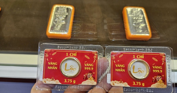 Giá vàng hôm nay 15-6: Vừa mở cửa, vàng, bạc đồng loạt tăng mạnh