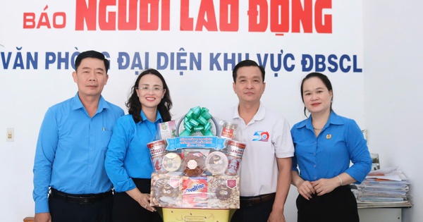 Lãnh đạo LĐLĐ TP Cần Thơ thăm, chúc mừng các cơ quan báo chí