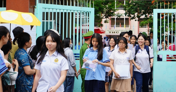 Talkshow: Chuẩn bị công bố điểm thi lớp 10, tìm cơ hội học tập cho học sinh
