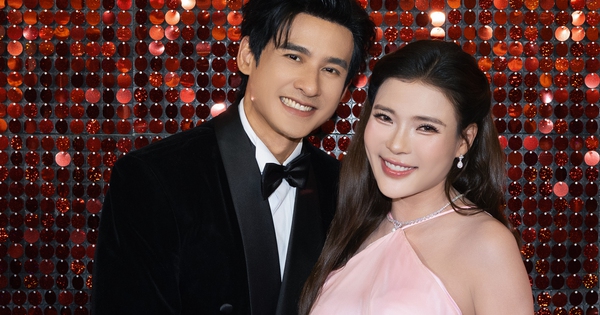 "Bà bầu" Thúy Diễm rạng rỡ trong ngày vui của Lương Thế Thành