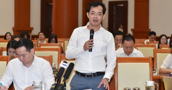 Bộ Tài chính nói về ưu đãi thuế để thúc đẩy sử dụng xăng E10