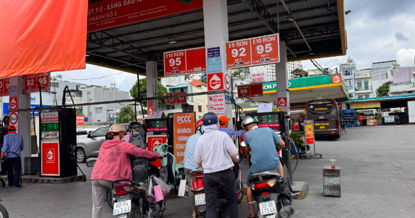 Xăng E5 bỗng đắt hàng, đề xuất kéo dài thời gian lưu thông