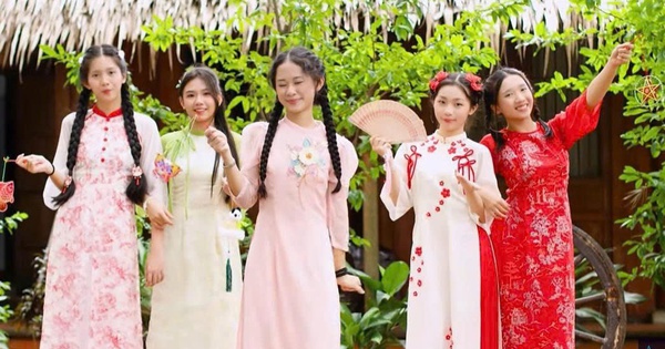 Bóc trần quy luật vận hành của showbiz