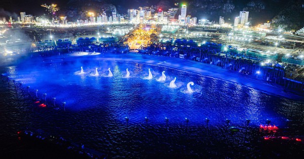 Gần 30.000 khán giả đến “siêu concert” của Sun Group tại Nha Trang