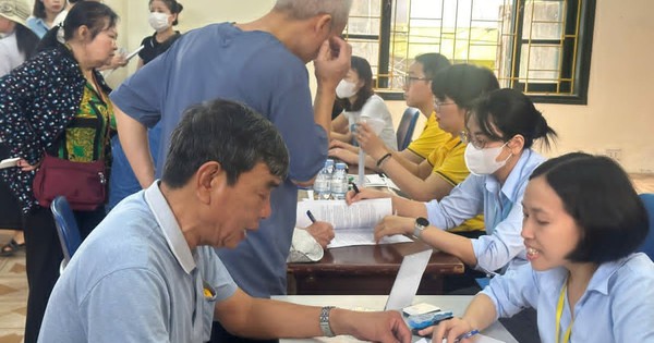 Hơn 20.000 người có nguy cơ gián đoạn nhận lương hưu tháng 7