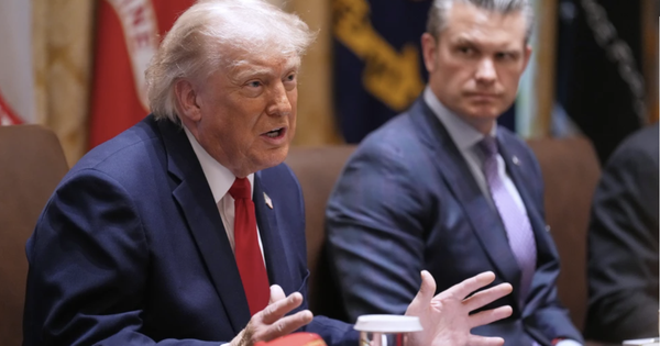 Ông Donald Trump nói Iran “đầu hàng vô điều kiện”