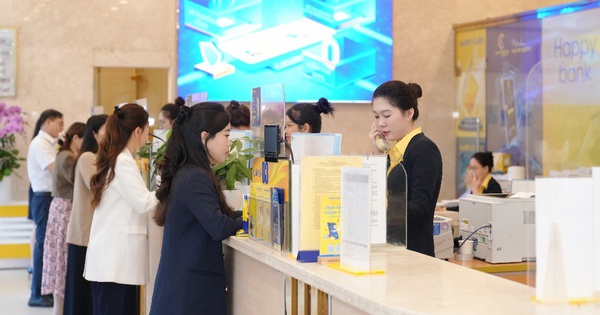 FiinRatings tiếp tục duy trì xếp hạng tín nhiệm Nam A Bank ở mức A- với triển vọng xếp hạng ổn định