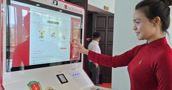 Đà Nẵng ra mắt 11 trạm dịch vụ công số ứng dụng AI