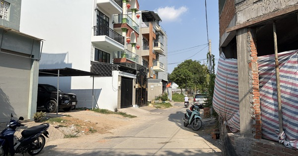 Chờ gỡ vướng "khoảng lùi" cất nhà