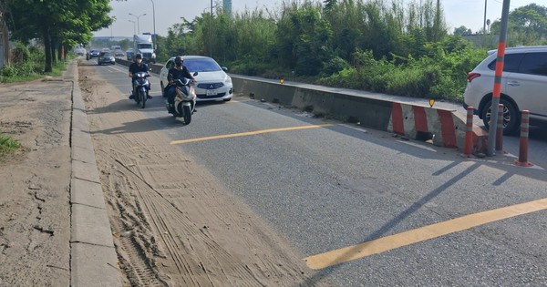Dải cát trên đường